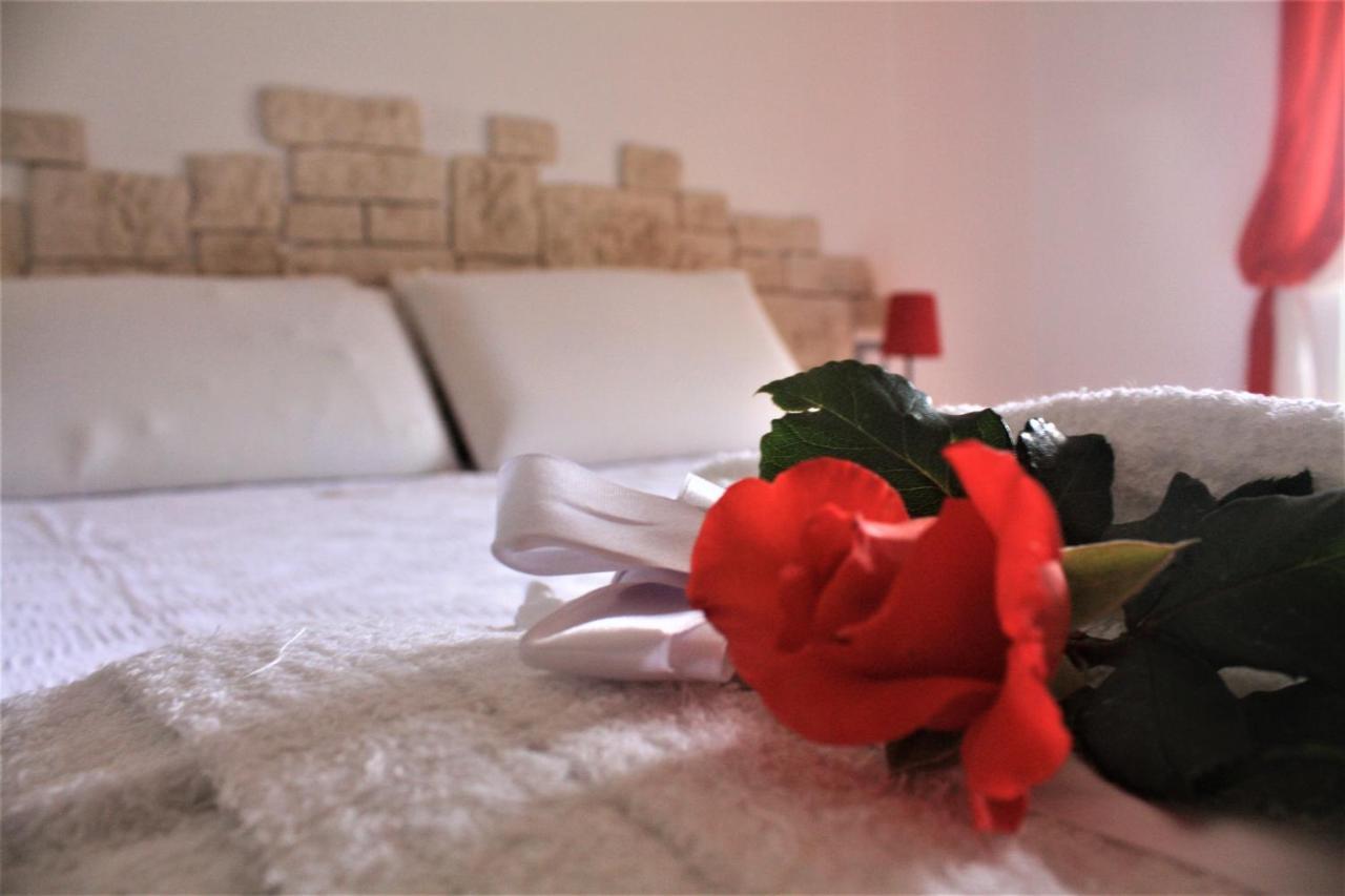 דירות Castiglione Chiavarese Casa Chiara מראה חיצוני תמונה