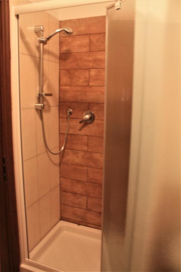 דירות Castiglione Chiavarese Casa Chiara מראה חיצוני תמונה